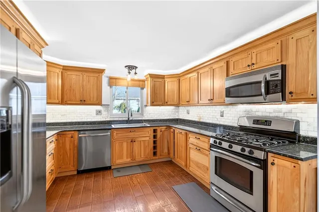 $390,000 | 1085 Saxonburg Boulevard, Glenshaw, PA 15116