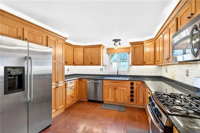 $390,000 | 1085 Saxonburg Boulevard, Glenshaw, PA 15116