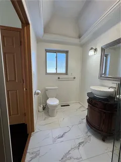 $390,000 | 1085 Saxonburg Boulevard, Glenshaw, PA 15116