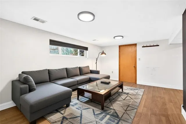 $390,000 | 1085 Saxonburg Boulevard, Glenshaw, PA 15116