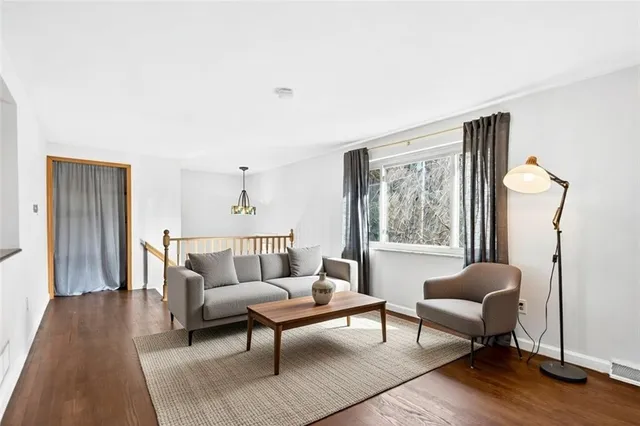 $390,000 | 1085 Saxonburg Boulevard, Glenshaw, PA 15116