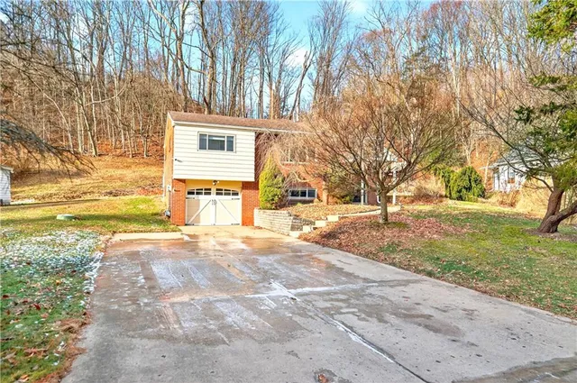 $390,000 | 1085 Saxonburg Boulevard, Glenshaw, PA 15116