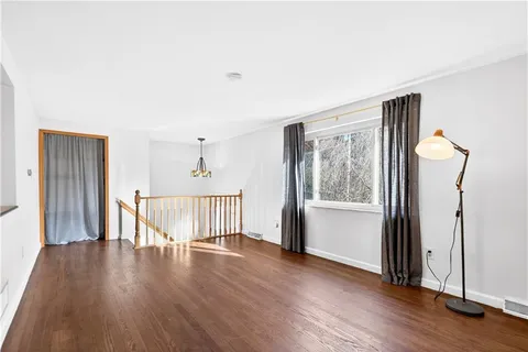 $390,000 | 1085 Saxonburg Boulevard, Glenshaw, PA 15116