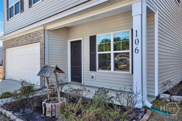$2,150 | 106 Castaway Court Northeast, Ludowici, GA 31316