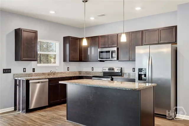 $2,150 | 106 Castaway Court Northeast, Ludowici, GA 31316