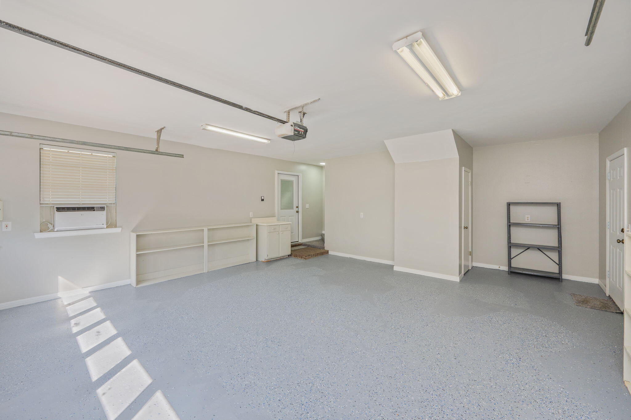 1136 10 Lake Drive DeFuniak Springs, FL 32433 - Photo 39 of 53 39-web-or-mls-1136-10-lake-dr