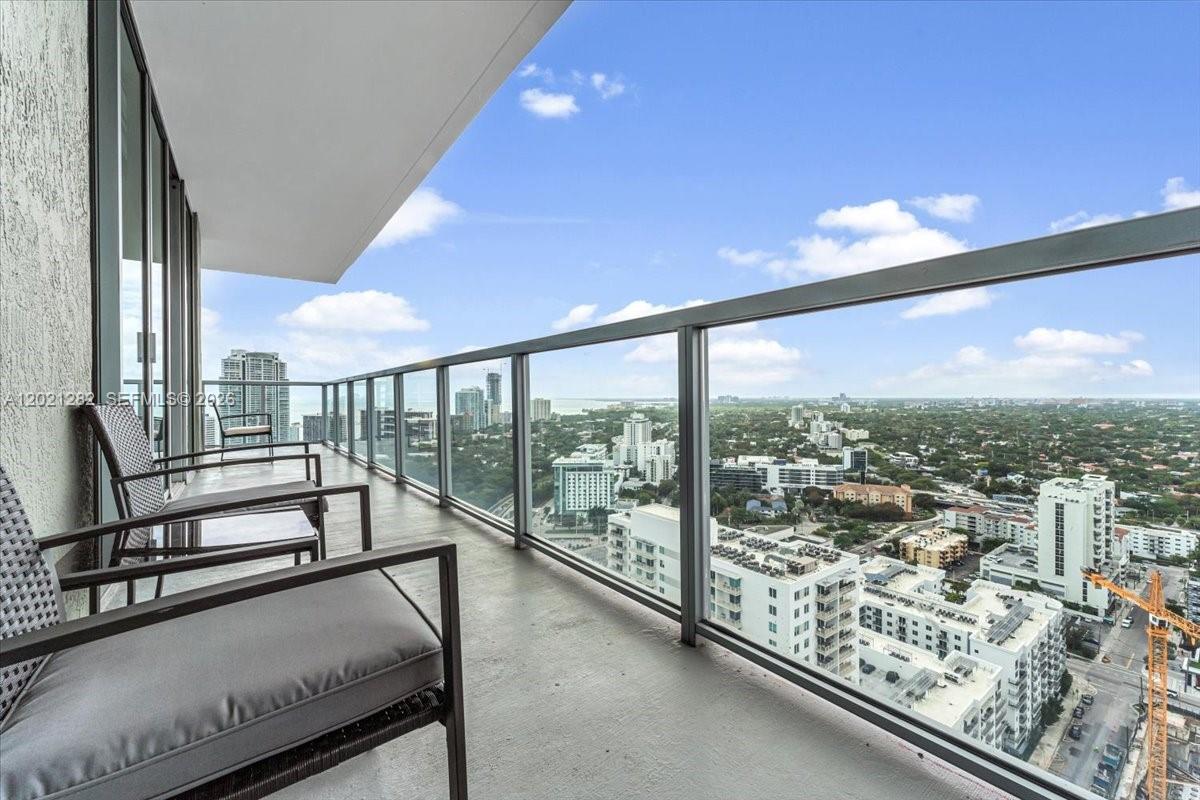 79 Southwest 12th Street, Unit 3401S Miami, FL 33130 - Photo 15 of 25