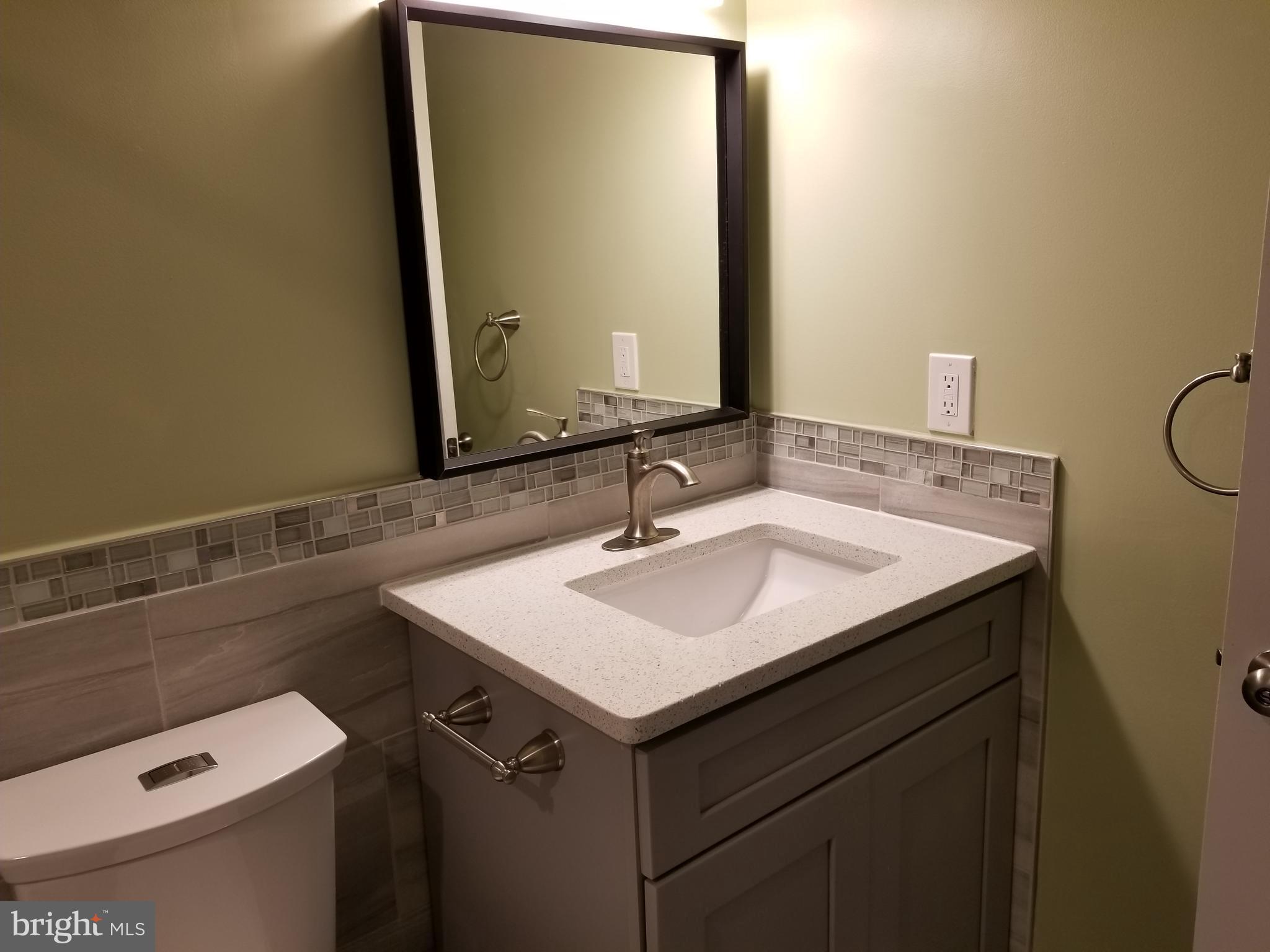 5535 Sheriff Road Fairmount Heights, MD 20743 - Photo 9 of 29 MAIN LEVEL BATH
