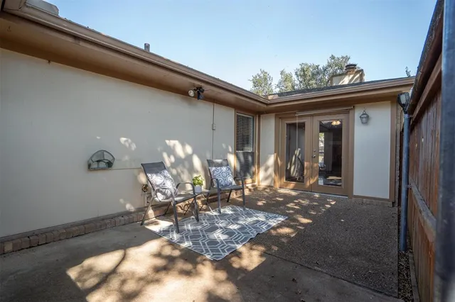 $225,000 | 49 Morrow Drive, Bedford, TX 76021