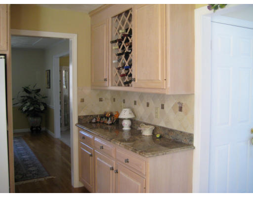 95 Jefferson Road Franklin, MA 02038 - Photo 5 of 14 Gallery Image 5