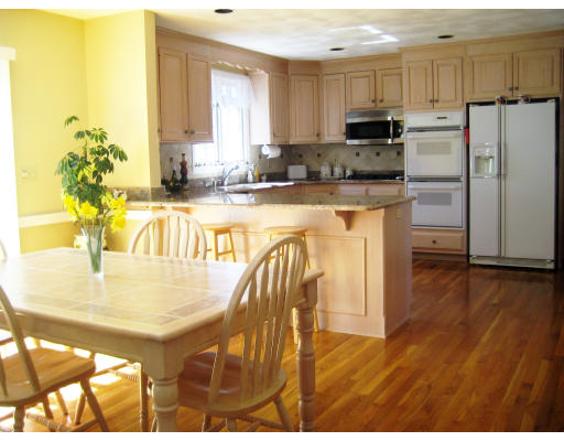 95 Jefferson Road Franklin, MA 02038 - Photo 6 of 14 Gallery Image 6