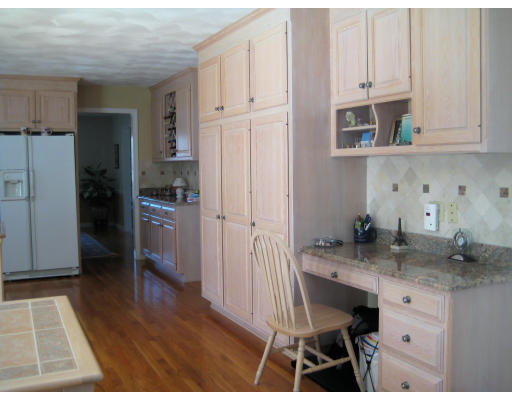 95 Jefferson Road Franklin, MA 02038 - Photo 7 of 14 Gallery Image 7