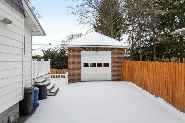 $220,000 | 4 Brintnall Place, Binghamton, NY 13905