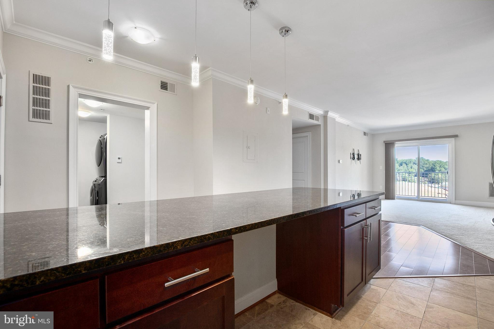 6301 Edsall Road, Unit 516 Alexandria, VA 22312 - Photo 12 of 34