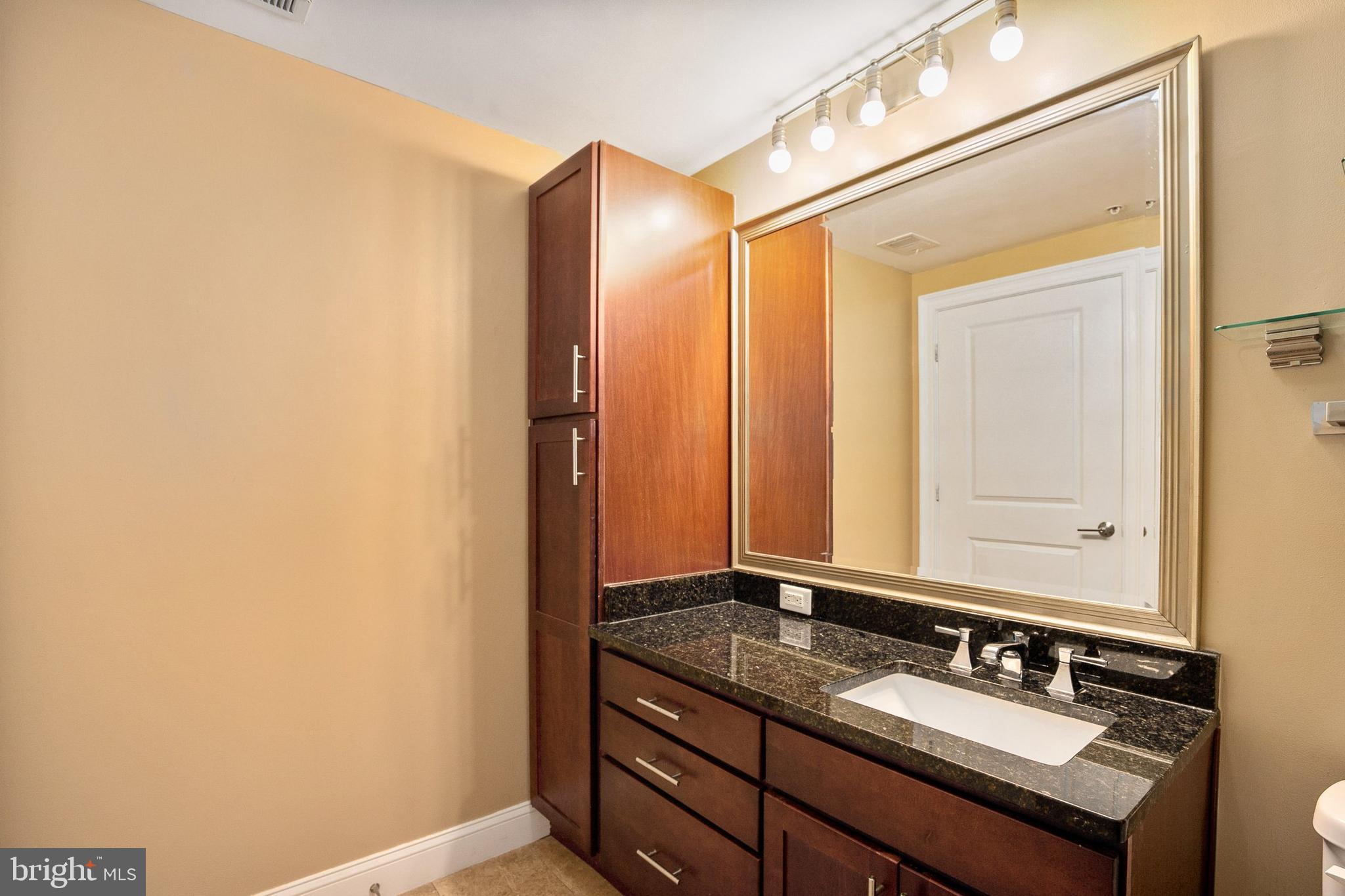 6301 Edsall Road, Unit 516 Alexandria, VA 22312 - Photo 20 of 34
