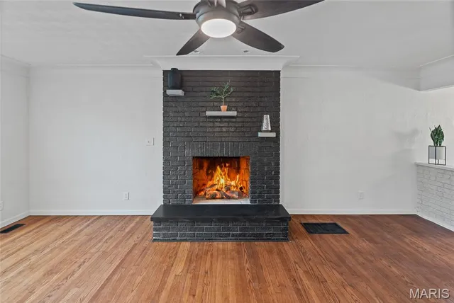 $299,900 | 1300 Edgewood Drive, Fairview Heights, IL 62208