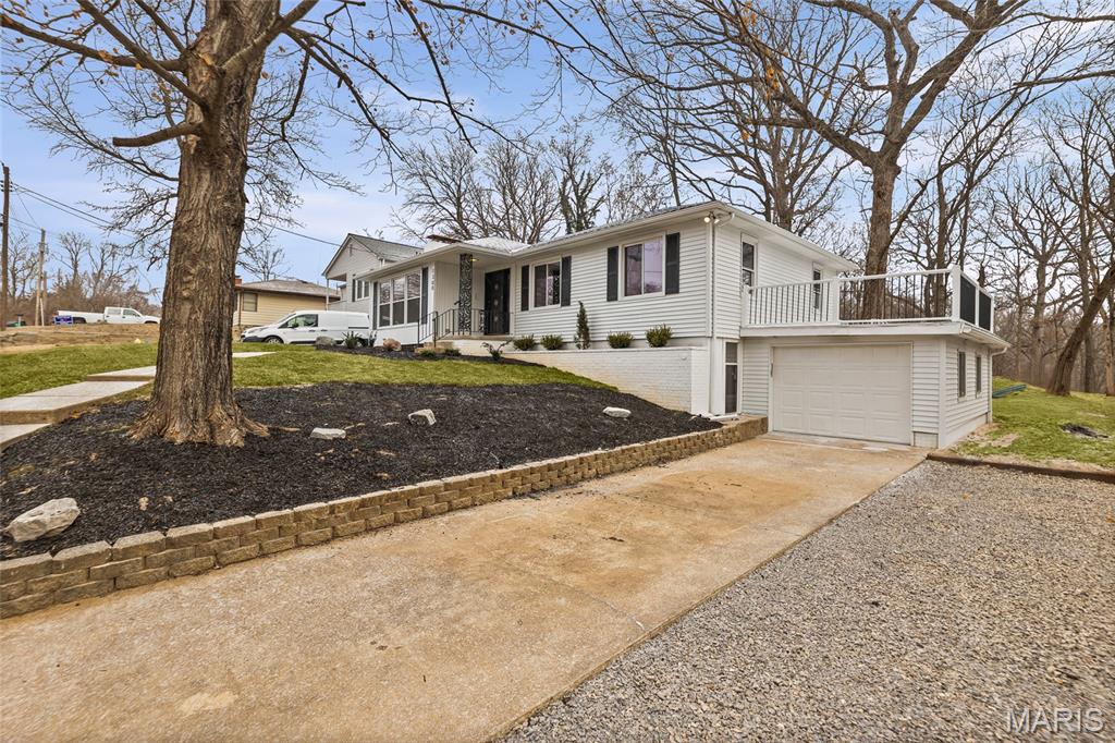 1300 Edgewood Drive Fairview Heights, IL 62208 - Photo 2 of 59