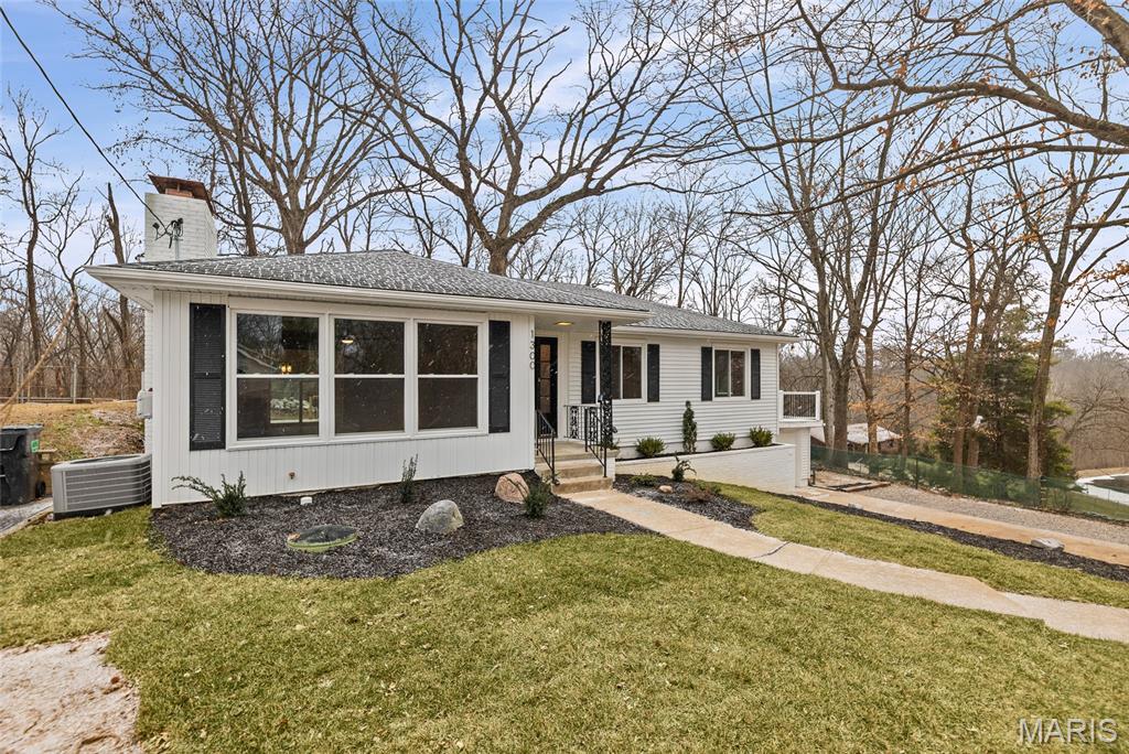 1300 Edgewood Drive Fairview Heights, IL 62208 - Photo 4 of 59