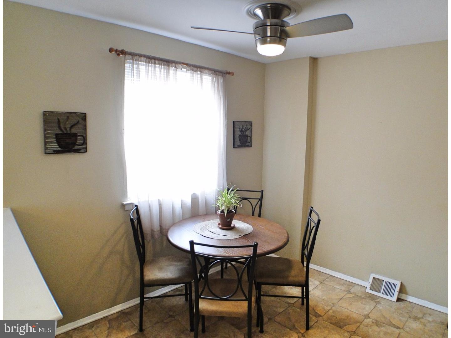 422 Rennard Street Philadelphia, PA 19116 - Photo 12 of 17 Breakfast Room