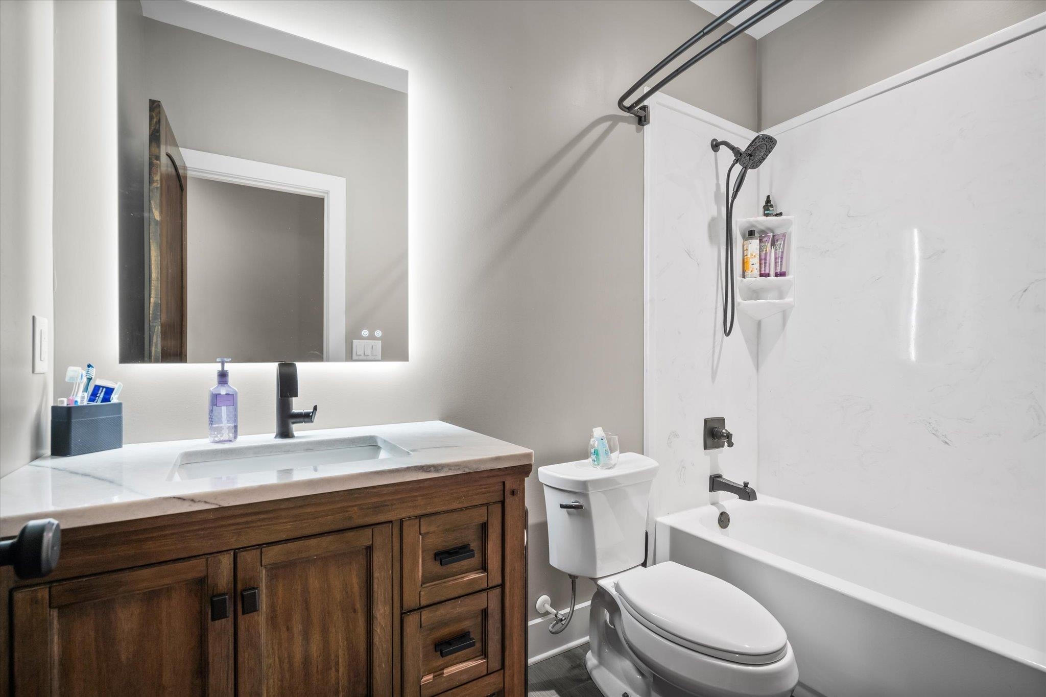 9577 Pleasant Road Daphne, AL 36526 - Photo 20 of 43 Guest Bath 2 Photo