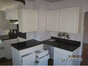 3538 Brevard Road Hendersonville, NC 28791 - Photo 11 of 20 Gallery Image 11