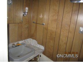 3538 Brevard Road Hendersonville, NC 28791 - Photo 19 of 20 Gallery Image 19