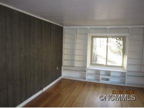 3538 Brevard Road Hendersonville, NC 28791 - Photo 8 of 20 Gallery Image 8