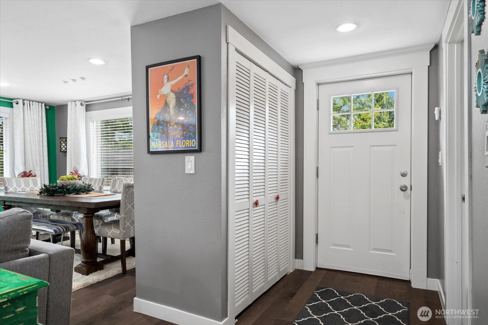 19828 104th Avenue Southeast Renton, WA 98055 - Photo 4 of 33