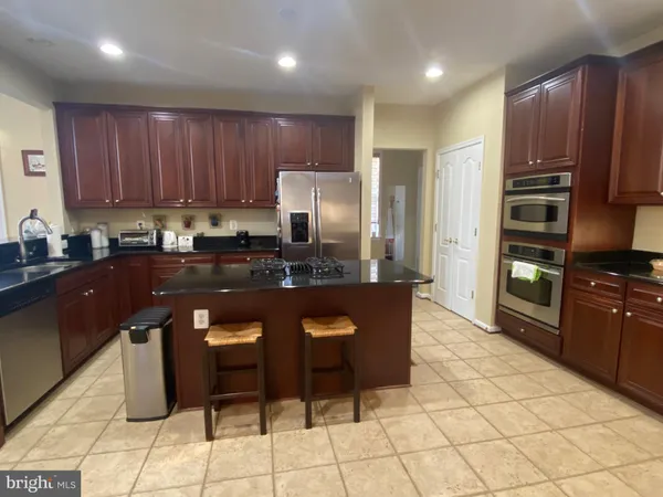 $3,995 | 42084 Bear Tooth Drive, Aldie, VA 20105