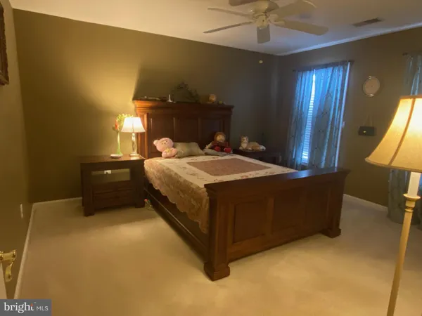 $3,995 | 42084 Bear Tooth Drive, Aldie, VA 20105