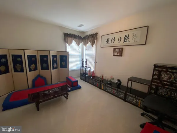 $3,995 | 42084 Bear Tooth Drive, Aldie, VA 20105