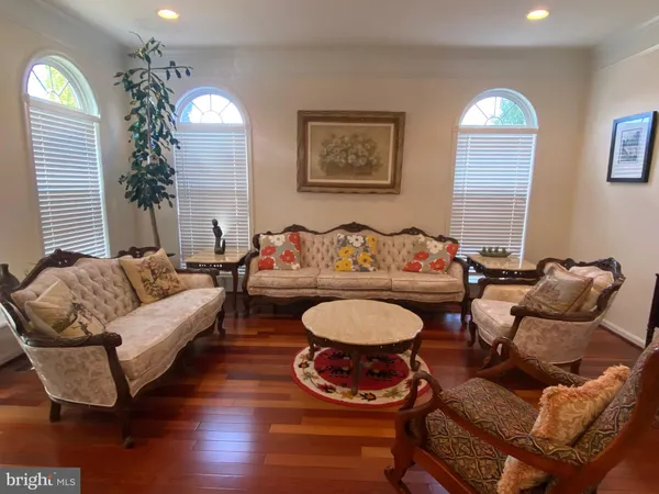 $3,995 | 42084 Bear Tooth Drive, Aldie, VA 20105