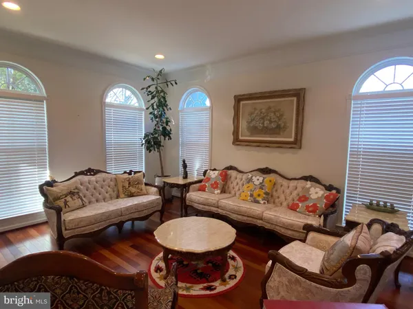 $3,995 | 42084 Bear Tooth Drive, Aldie, VA 20105