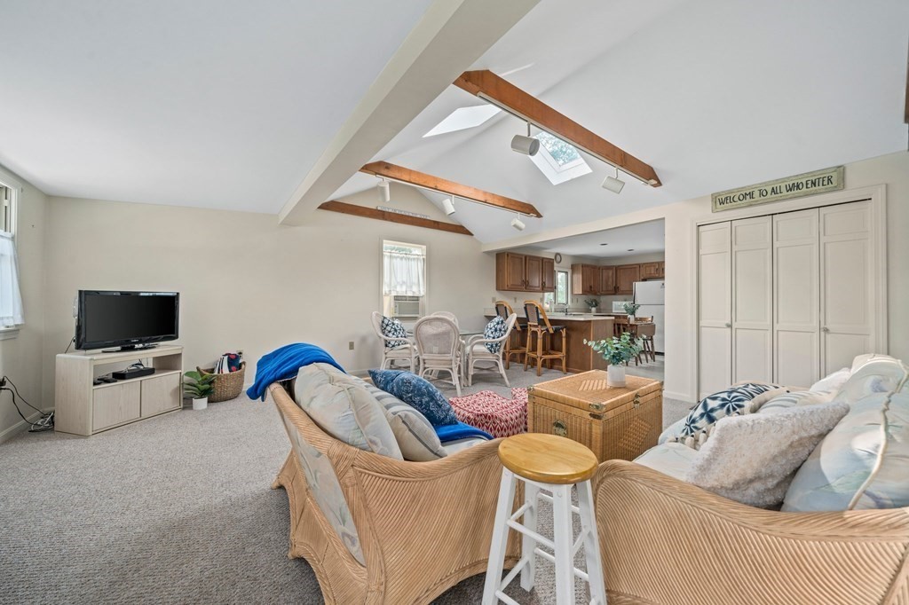 1 Woodland Circle Wareham, MA 02571 - Photo 5 of 21