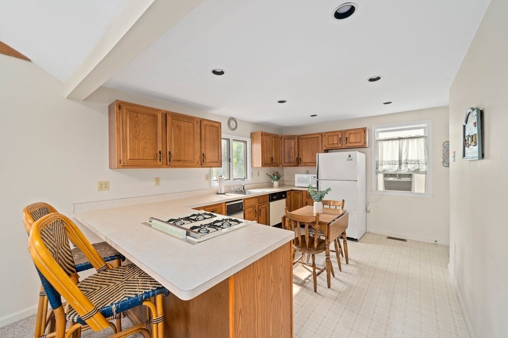 1 Woodland Circle Wareham, MA 02571 - Photo 7 of 21