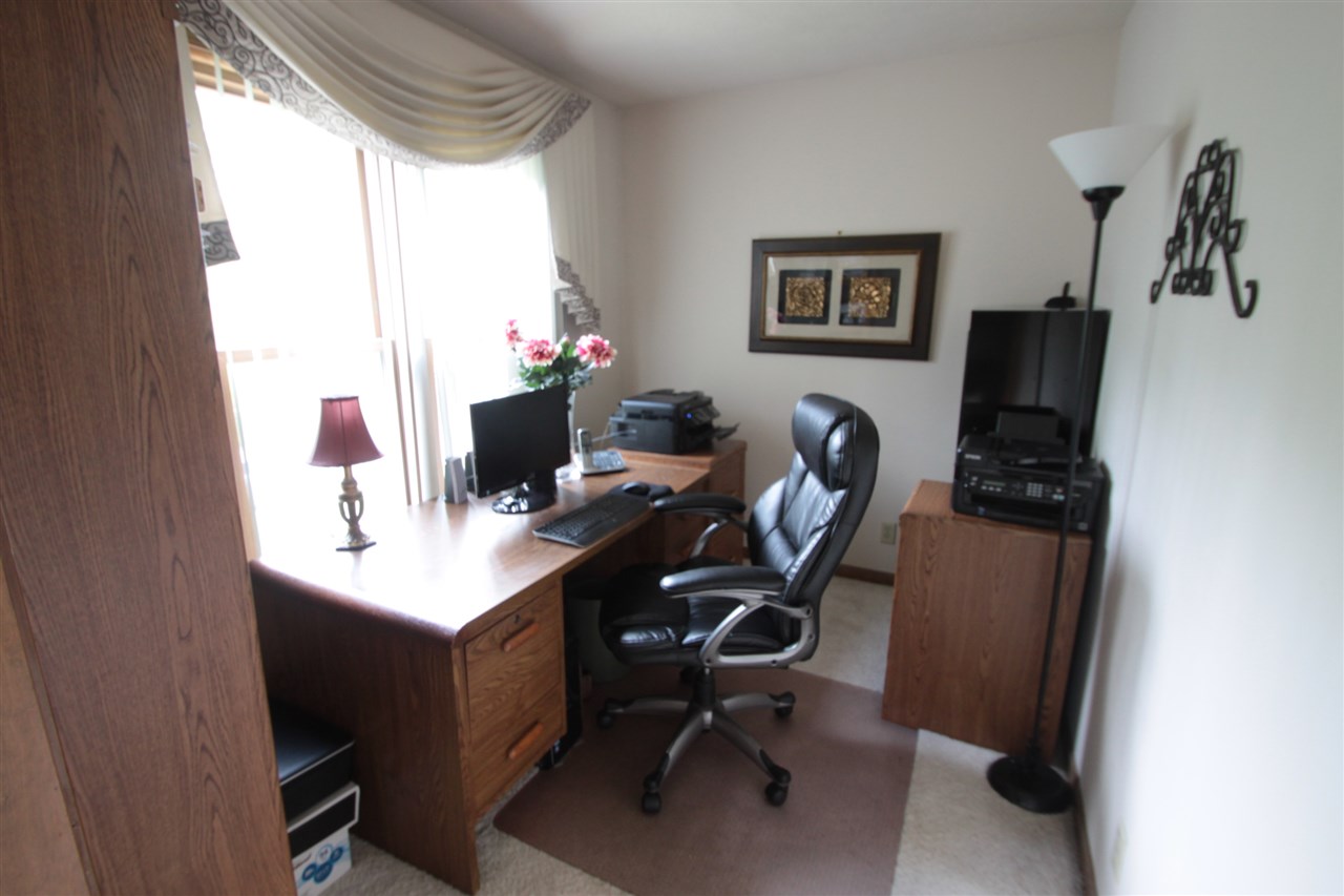 7157 Sentinel Road Rockford, IL 61107 - Photo 14 of 25 Gallery Image 14