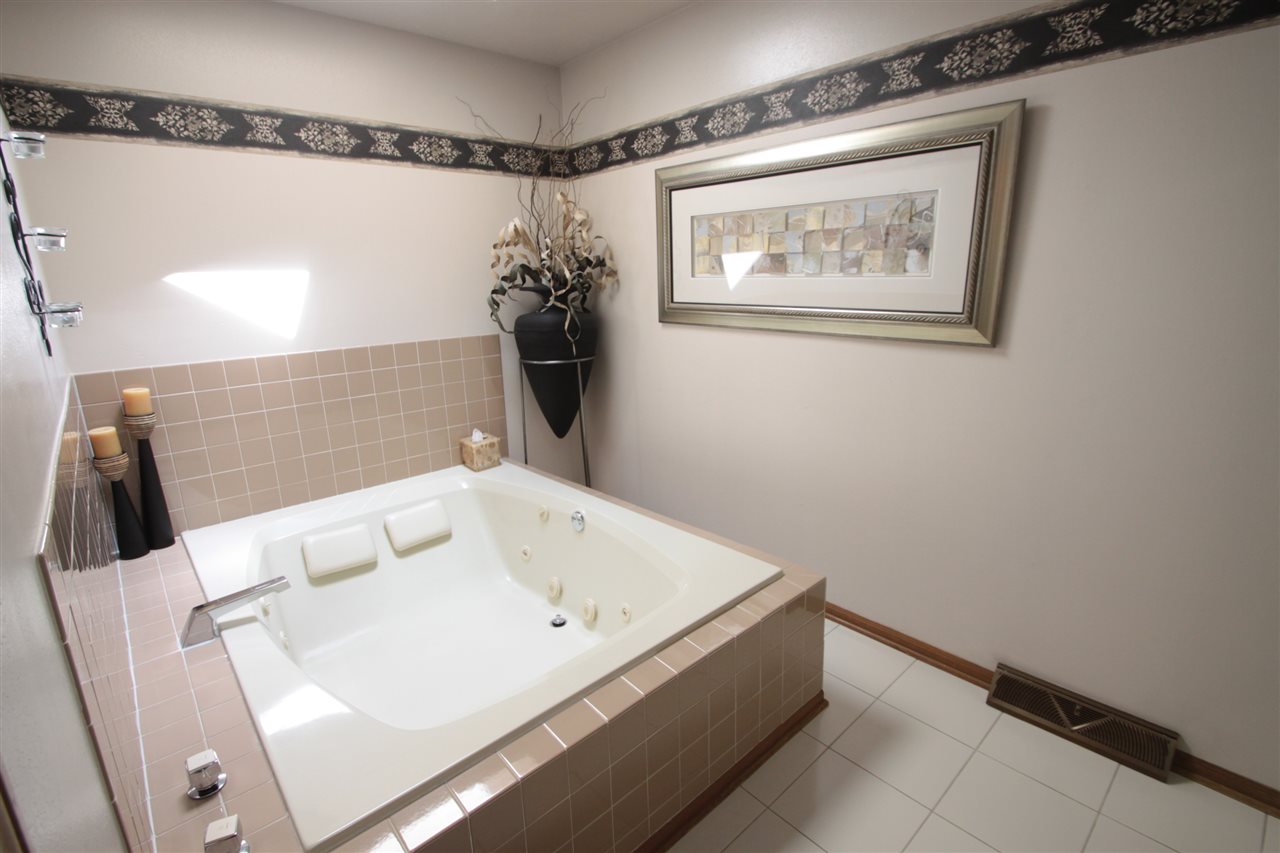 7157 Sentinel Road Rockford, IL 61107 - Photo 16 of 25 Gallery Image 16