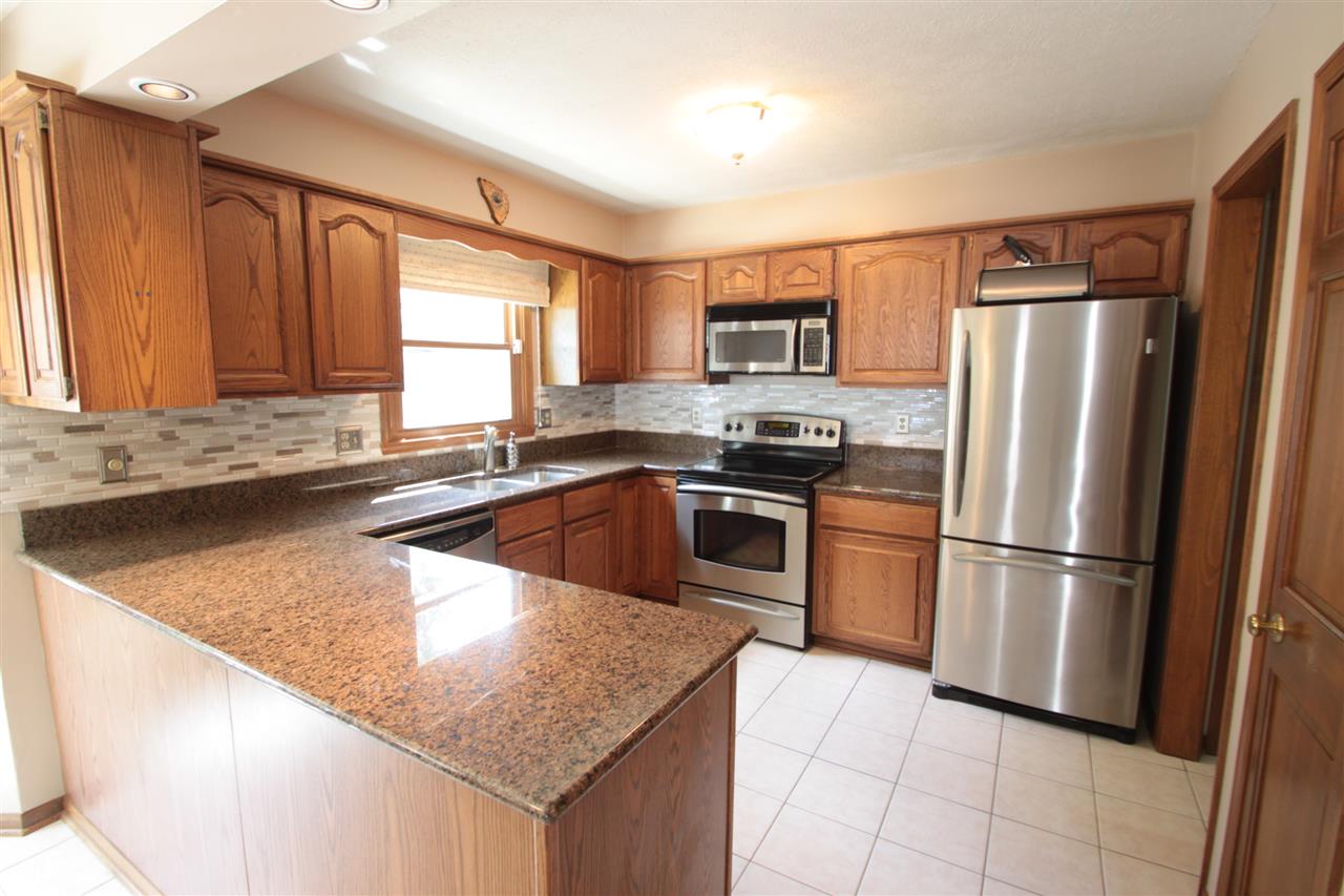 7157 Sentinel Road Rockford, IL 61107 - Photo 6 of 25 Gallery Image 6
