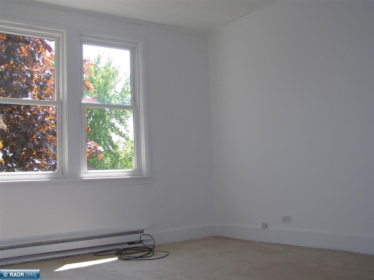 209 South 8th Street Virginia, MN 55792 - Photo 9 of 14