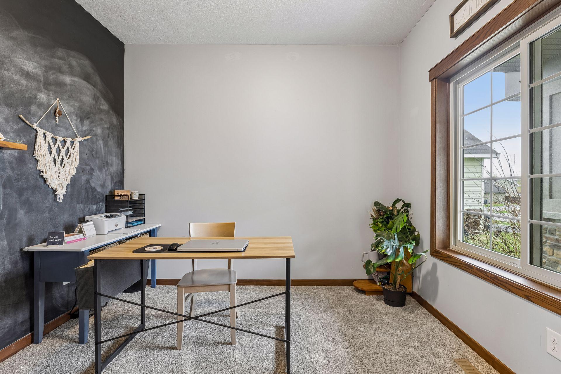 1056 3rd Street Southwest Delano, MN 55328 - Photo 5 of 34