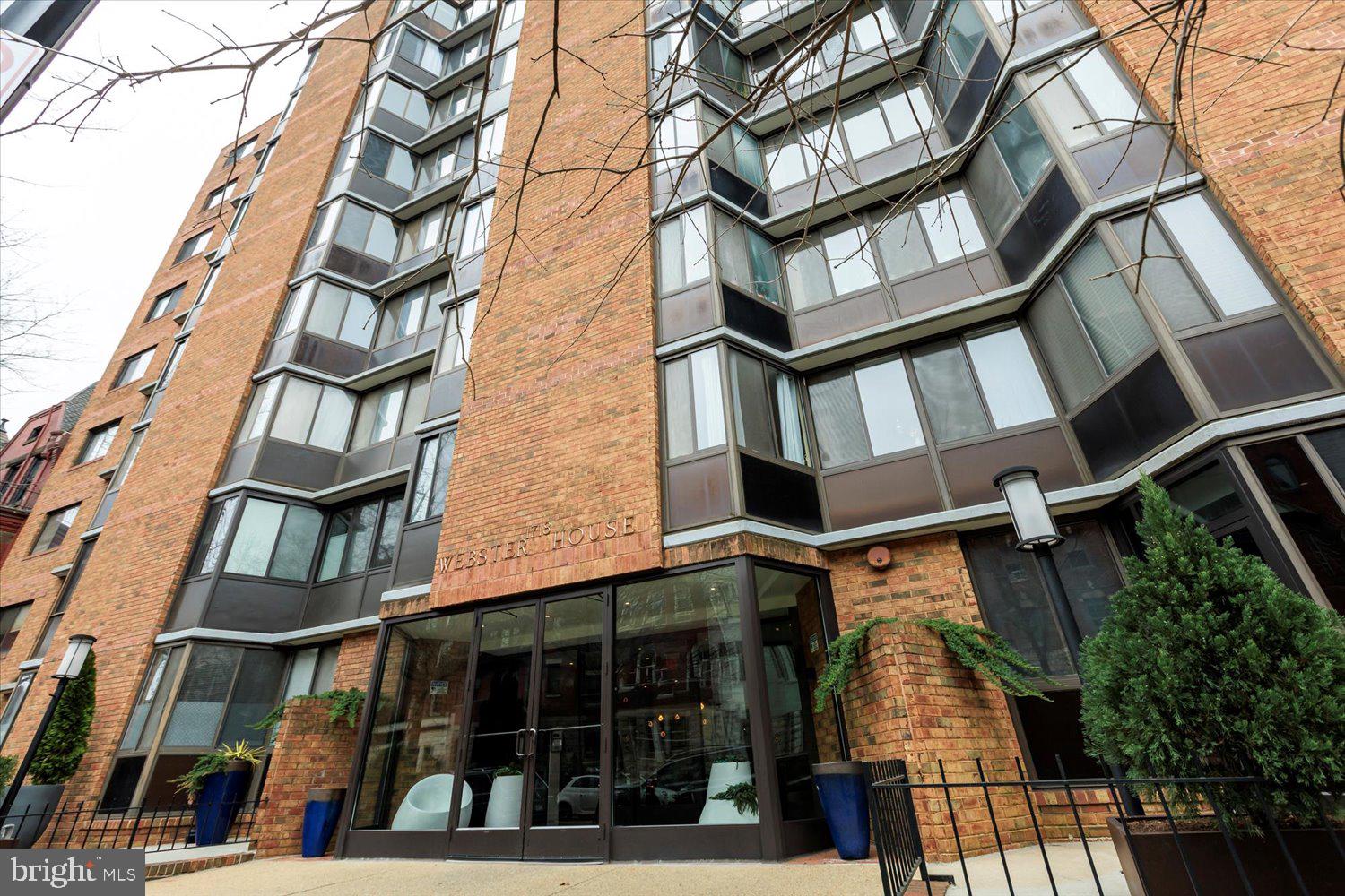 1718 P Street Northwest, Unit 411 Washington, DC 20036 - Photo 21 of 24 front view of a building