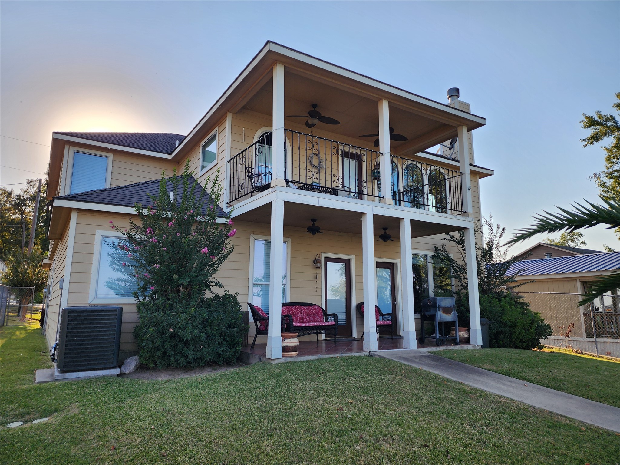 231 Key Largo Loop Point Blank, TX 77364 - Photo 2 of 42