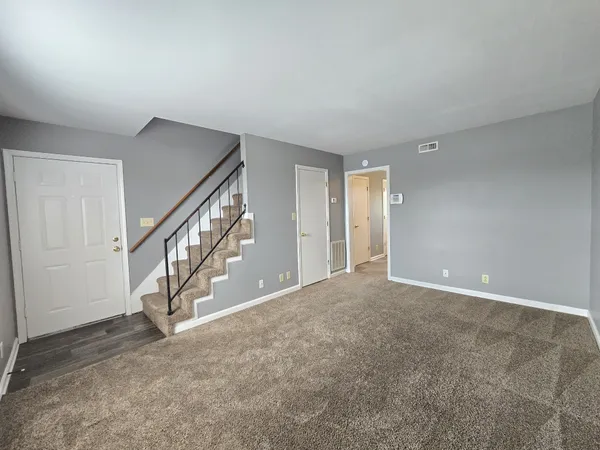 $975 | 351 Peabody Drive, Unit 6, Clarksville, TN 37042