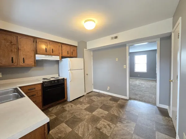 $975 | 351 Peabody Drive, Unit 6, Clarksville, TN 37042