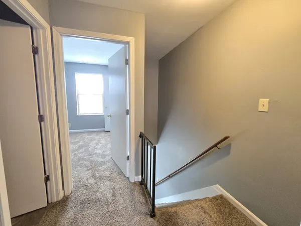 $975 | 351 Peabody Drive, Unit 6, Clarksville, TN 37042