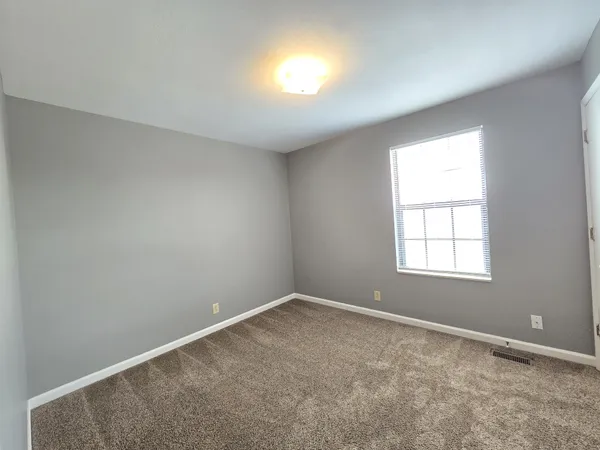 $975 | 351 Peabody Drive, Unit 6, Clarksville, TN 37042