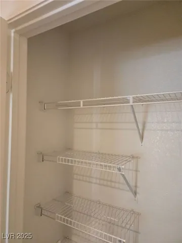 $1,895 | 2306 Spring Water Drive, Las Vegas, NV 89134