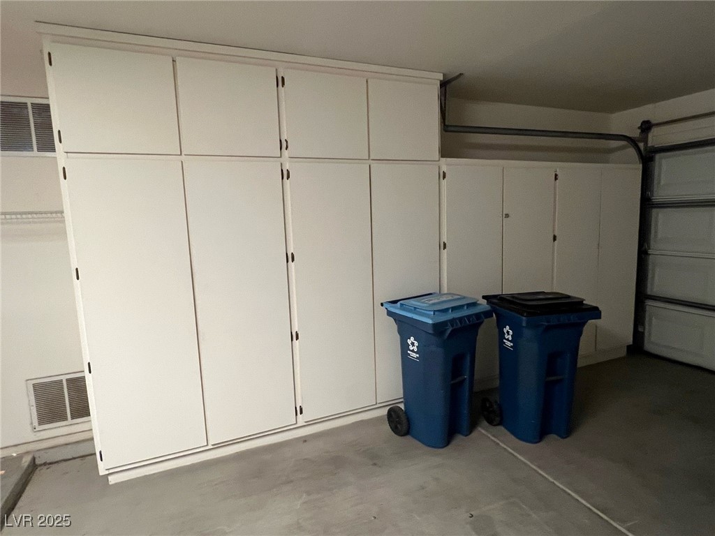 2306 Spring Water Drive Las Vegas, NV 89134 - Photo 20 of 24 View of garage