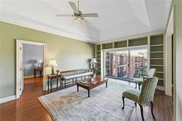 $515,000 | 501 Rue St Peter, Unit 309, Metairie, LA 70005