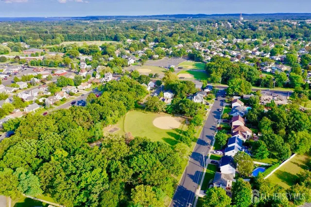 $2,650 | 29 Chatham Square, Sayreville, NJ 08859